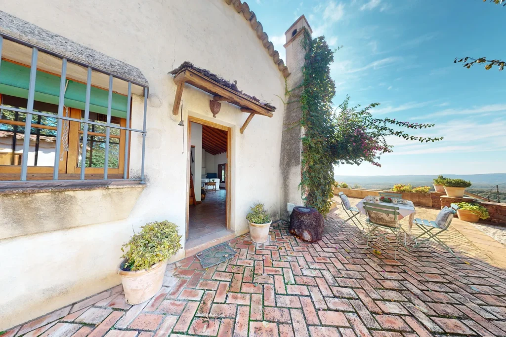 Exterior con vistas abiertas en casa en venta en Higuera de la Sierra, Huelva