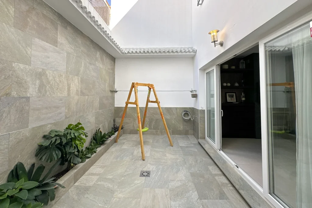 26_Patio_Interior_Vista_General
