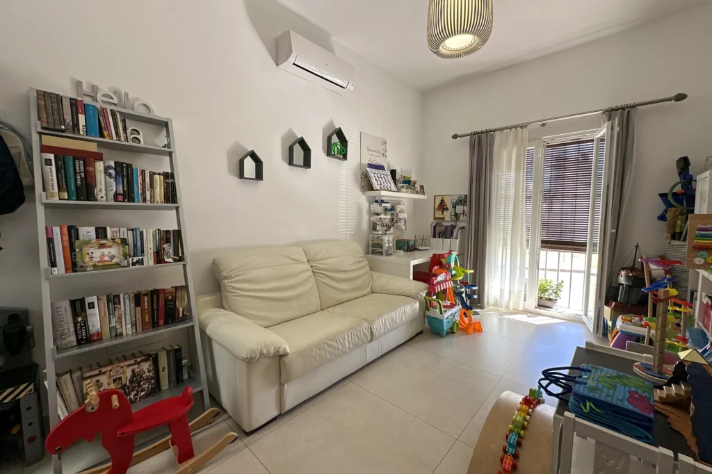 28_Dormitorio_1_Planta_Baja_Vista_General